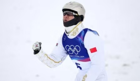 第四金來(lái)了！祝賀王心迪